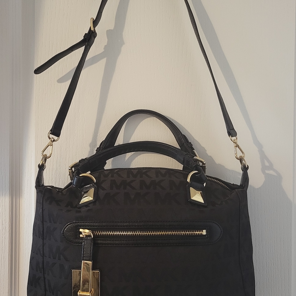Michael Kors Large Calista Monogramed MK Circle Shoulder  Handbag with Crossbody